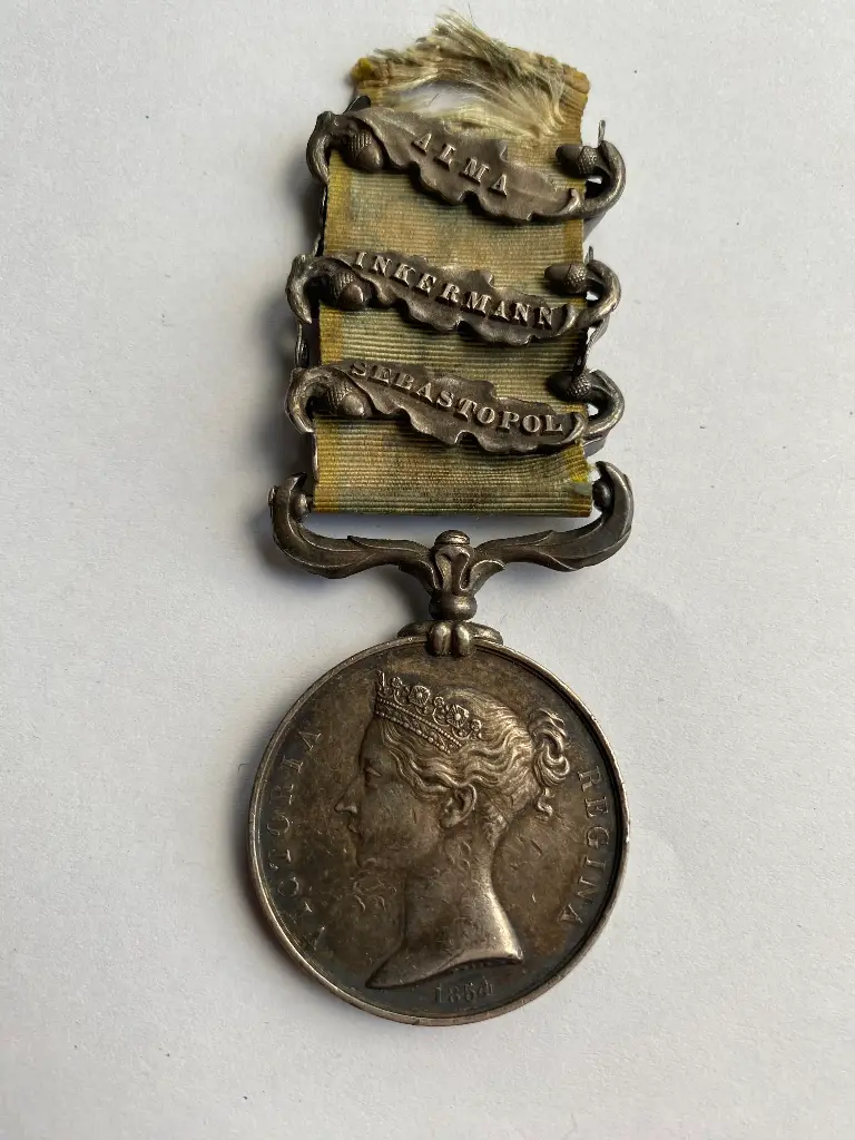 Médaille commémorative de la campagne de Crimée trois agrafes