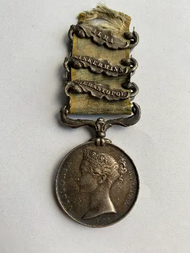Médaille commémorative de la campagne de Crimée trois agrafes